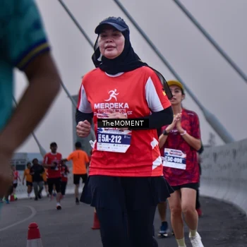 Runner Photo 8095352
