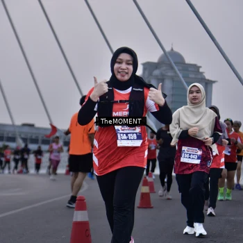Runner Photo 8095354