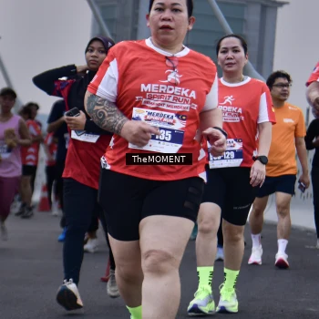 Runner Photo 8095365