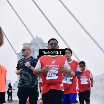 Runner Photo 8095368