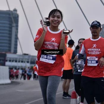 Runner Photo 8095385