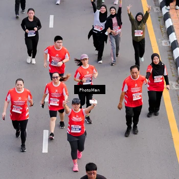 Runner Photo 8095399