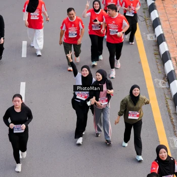 Runner Photo 8095400