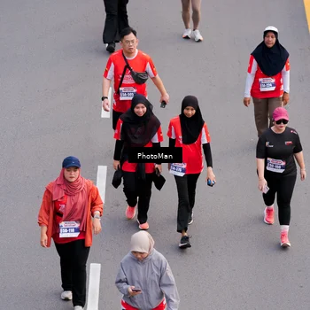 Runner Photo 8095435