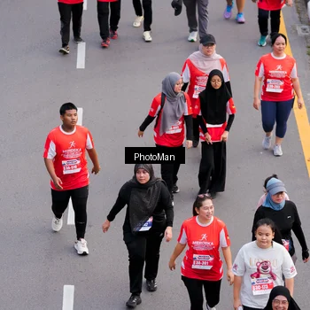 Runner Photo 8095458