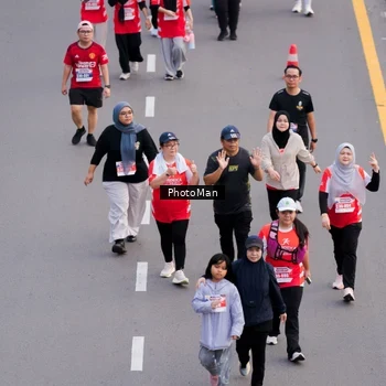 Runner Photo 8095502