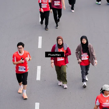 Runner Photo 8095546
