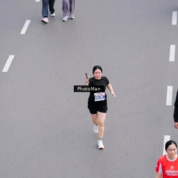 Runner Photo 8095557