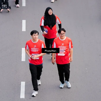 Runner Photo 8095591