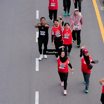 Runner Photo 8095609