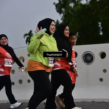 Runner Photo 8097002