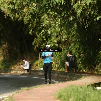 Runner Photo 8100201