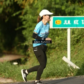 Runner Photo 8100207