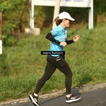 Runner Photo 8100210