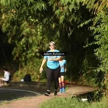 Runner Photo 8100213