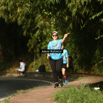 Runner Photo 8100214