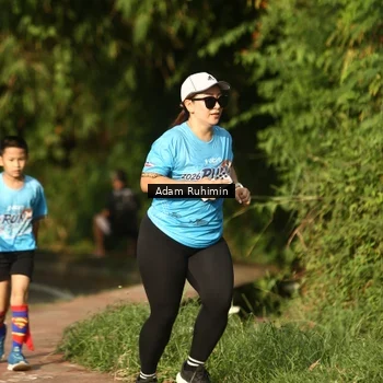Runner Photo 8100225