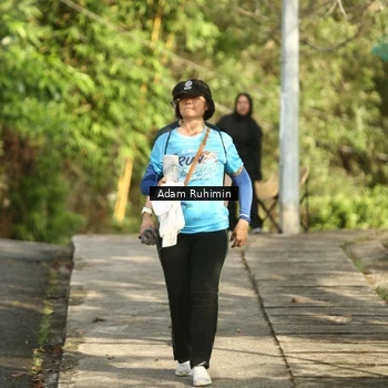 Runner Photo 8100321
