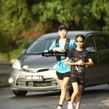 Runner Photo 8100343