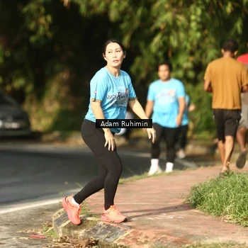 Runner Photo 8100353