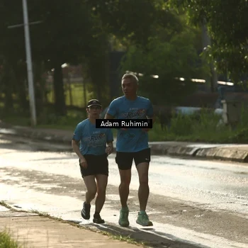 Runner Photo 8100372