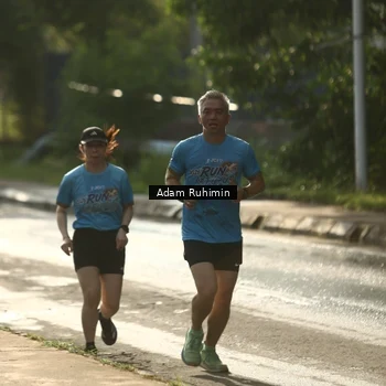 Runner Photo 8100375