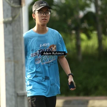 Runner Photo 8100383