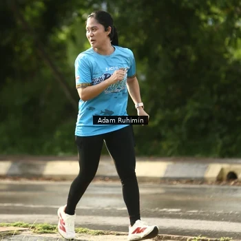 Runner Photo 8100400