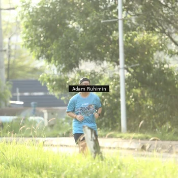Runner Photo 8100417
