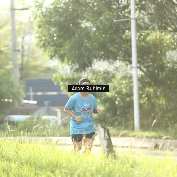 Runner Photo 8100432