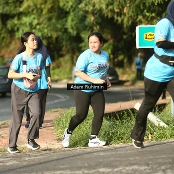 Runner Photo 8100473