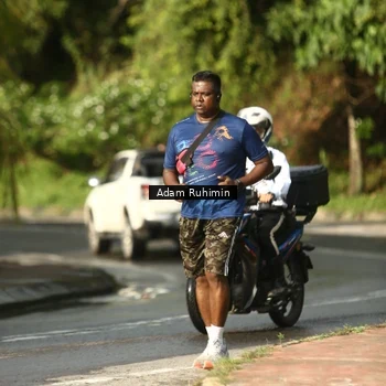 Runner Photo 8100517