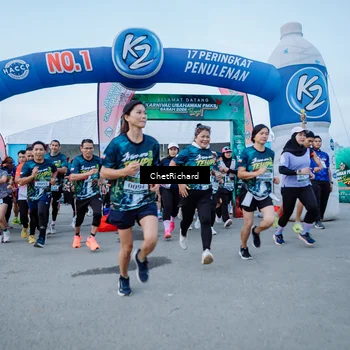 Runner Photo 8100820