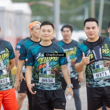 Runner Photo 8100841