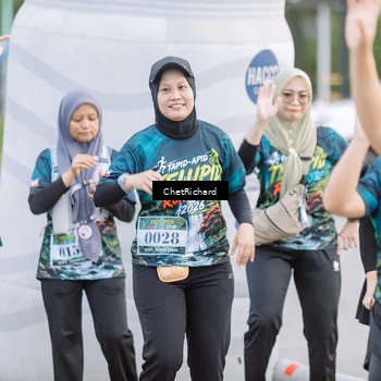 Runner Photo 8100844