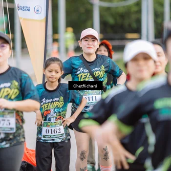 Runner Photo 8100845