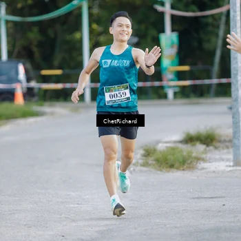 Runner Photo 8100861