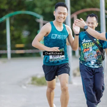 Runner Photo 8100865