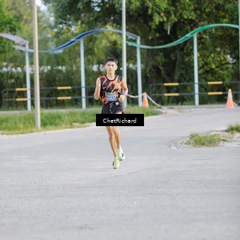 Runner Photo 8100869