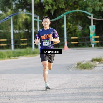 Runner Photo 8100877