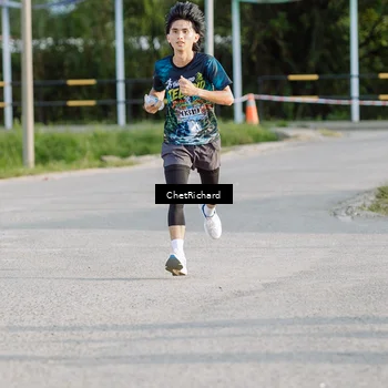 Runner Photo 8100881