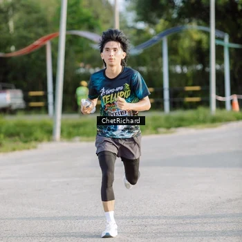 Runner Photo 8100886