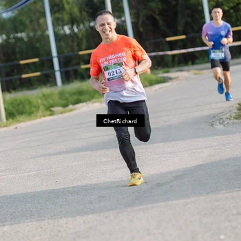Runner Photo 8100897