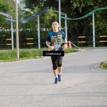 Runner Photo 8100899