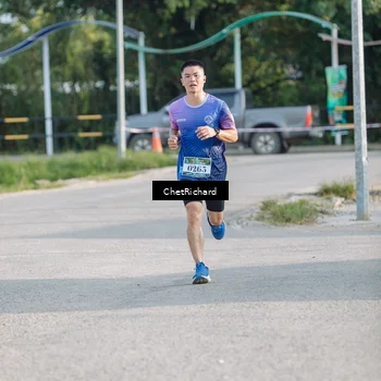 Runner Photo 8100905