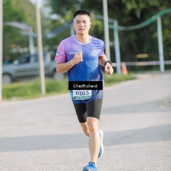 Runner Photo 8100908
