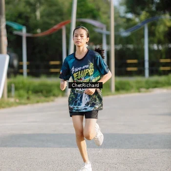 Runner Photo 8100919