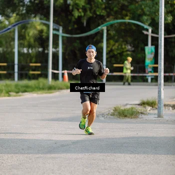 Runner Photo 8100925