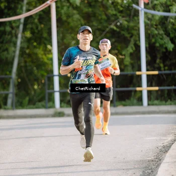 Runner Photo 8100947