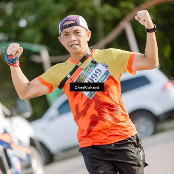 Runner Photo 8100959